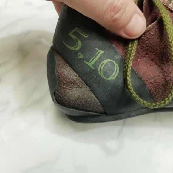 5.10 Five Ten Stealth C4 Men’s Climbing Shoes Red Green Black Size 7.5 - Picture 11 of 16